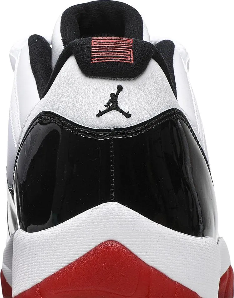 Air Jordan 11 Retro Low Concord-Bred, white