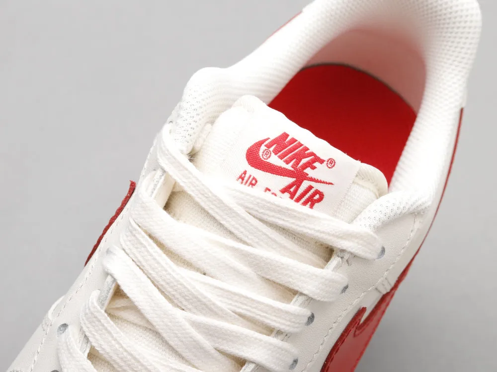 CE - AF1 retro white red low top