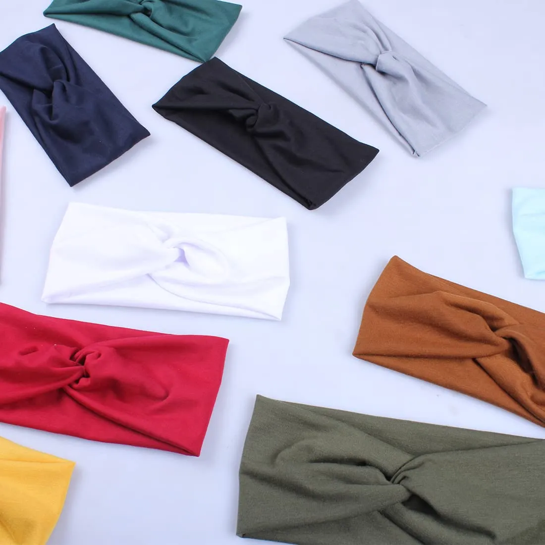 Kachanaa 12 Pack Headbands for Women, Elastic Wide Headbands Non Slip Workout Yoga Sport Hair Bands for Women??s Hair Accessories
