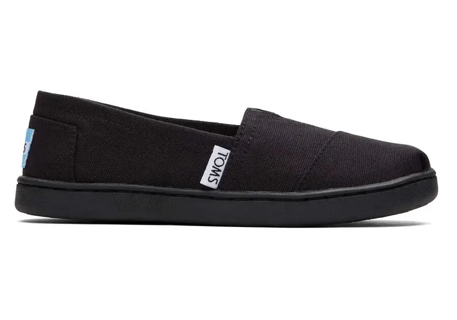 Kids’ TOMS Classic Canvas – Iconic Slip-On with Everyday Comfort